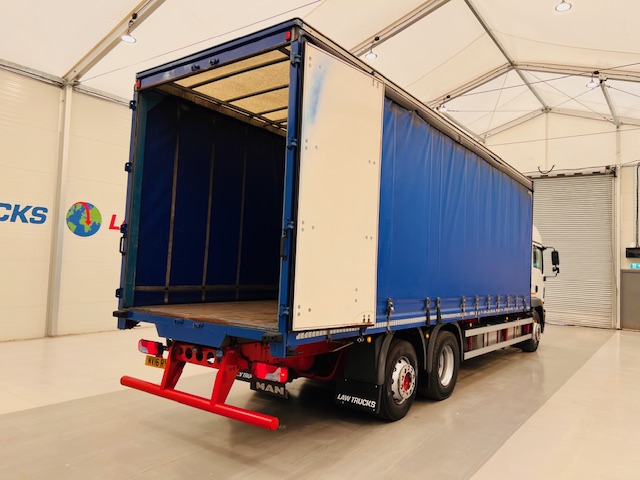 MAN TGS 26.340 6×2 Rear Steer Curtainsider