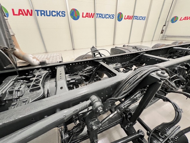 Scania P400 8×4 Day Cab Chassis