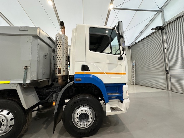 Foden Alpha 380 8×4 Day Cab Steel Tipper