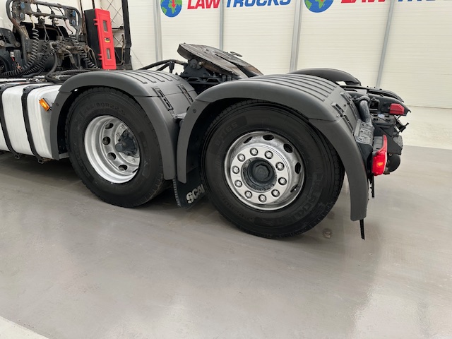 Scania R450 6×2 Rear Lift Highline Tractor Unit PTO
