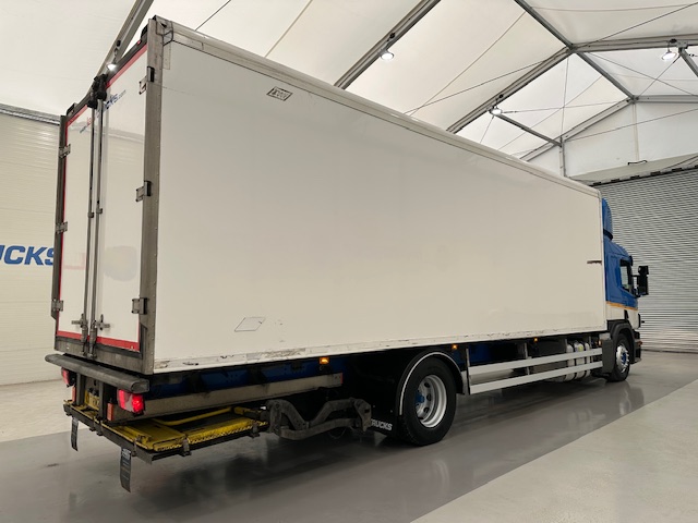 Scania P250 4×2 Sleeper Cab Fridge Box