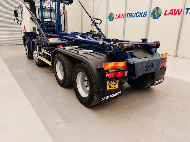 DAF CF85 410 8×4 Day Cab Hookloader Manual