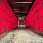 Mercedes Actros 1824 4×2 Sleeper Cab Curtainsider - thumbnail