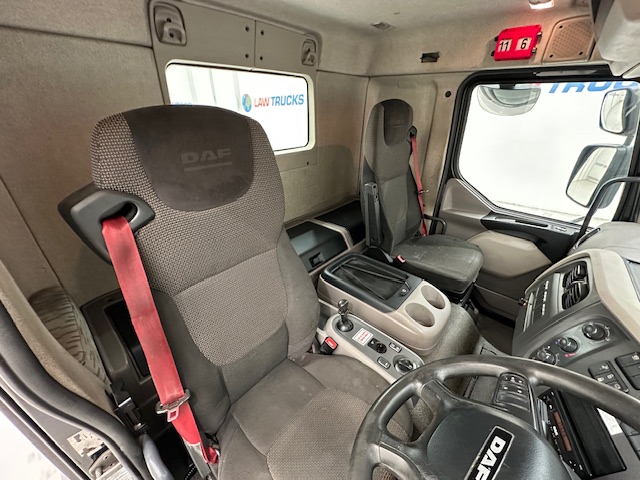 DAF LF 260 4×2 Rest Cab Tractor Unit