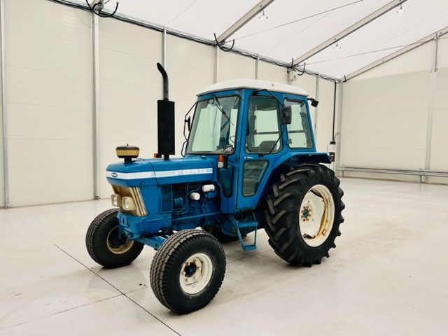 Ford 7610 Tractor
