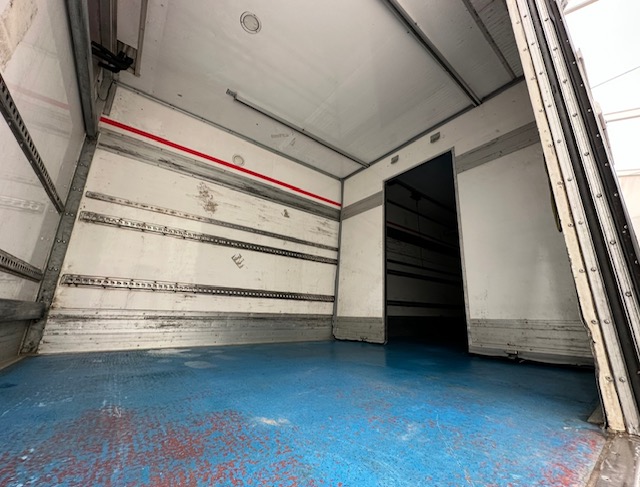 Mercedes Axor 1824 Day Cab Box Van