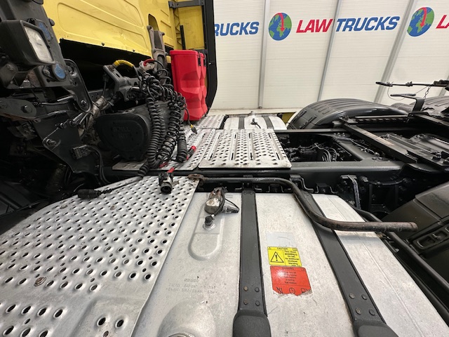 Scania S450 6×2 Midlift Highline Tractor Unit