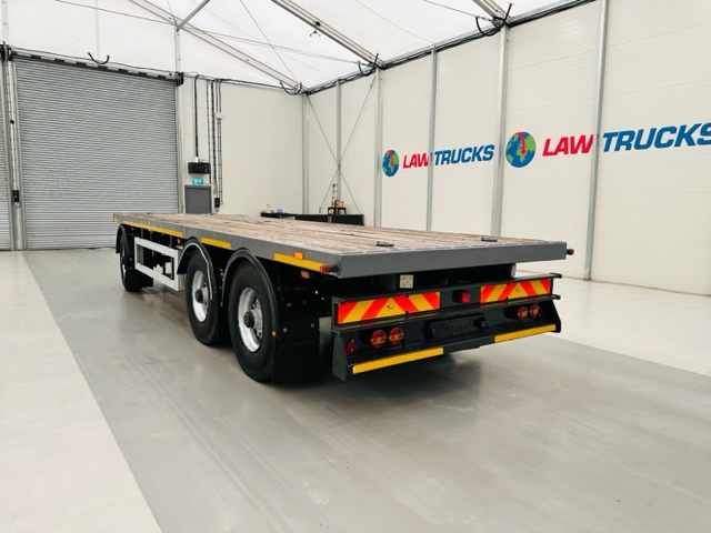 Fruehauf  Tri Axle Flatbed Drawbar Trailer