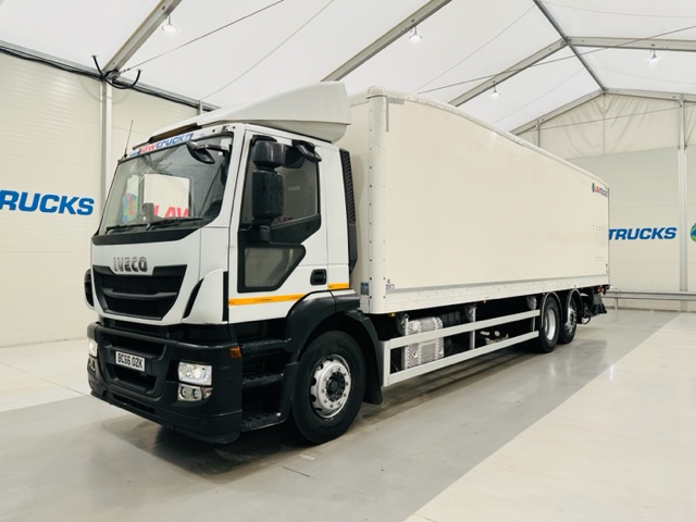 Iveco Stralis 310 AT 6×2 Box Van