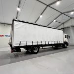 MAN TGM 18.250 4×2 Sleeper Cab Curtainsider - thumbnail