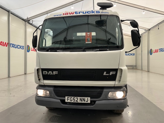 DAF LF55 220 4×2 Steel Tipper Grab Manual
