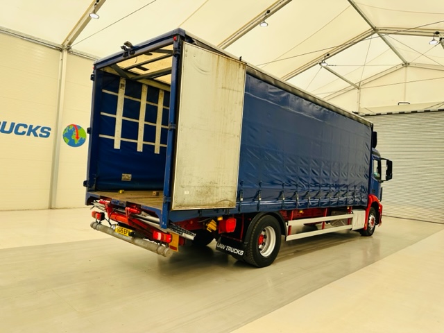 Mercedes Actros 1824 Day Cab Curtainsider