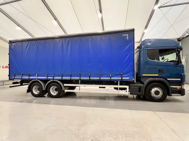 Scania G440 6×2 10 Tyre Sleeper Cab Curtainsider