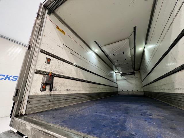 Scania P250 4×2 Sleeper Cab Fridge Box