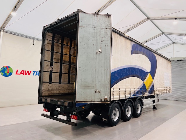 Cartwright Tri Axle 4.80m Curtainsider Trailer