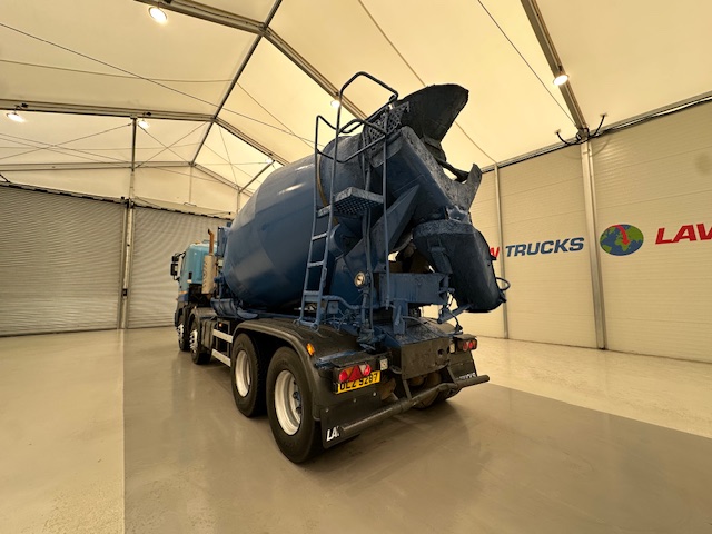 Hino 700 4123 8×4 Cement Mixer