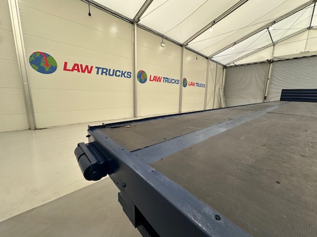 Concept Tri Axle Flatbed Trailer