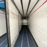 Mercedes Actros 2532 6×2 Rear Lift Day Cab Fridge Box - thumbnail