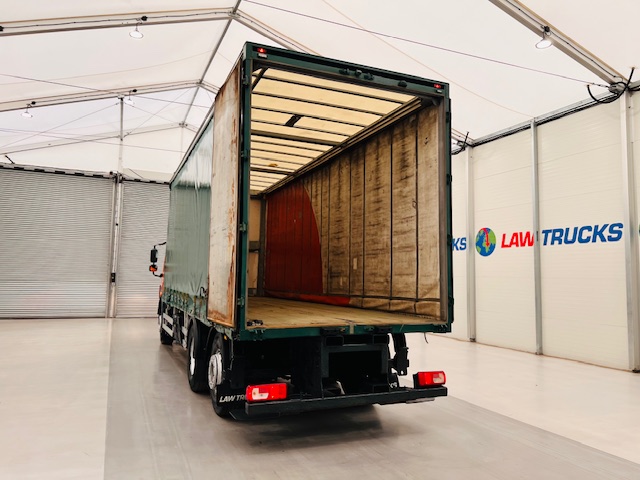 DAF CF75 310 6×2 Rear Lift Day Cab Curtainsider