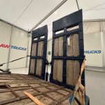 Volvo FM12 340 Rear Lift Sleeper Beavertail - thumbnail