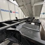 Volvo FM 410 8×4 Sleeper Cab Tar Spec Tipper - thumbnail