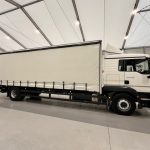 MAN TGM 18.250 4×2 Sleeper Cab Curtainsider - thumbnail