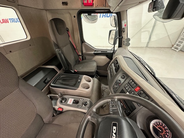 DAF LF 260 4×2 Rest Cab Tractor Unit
