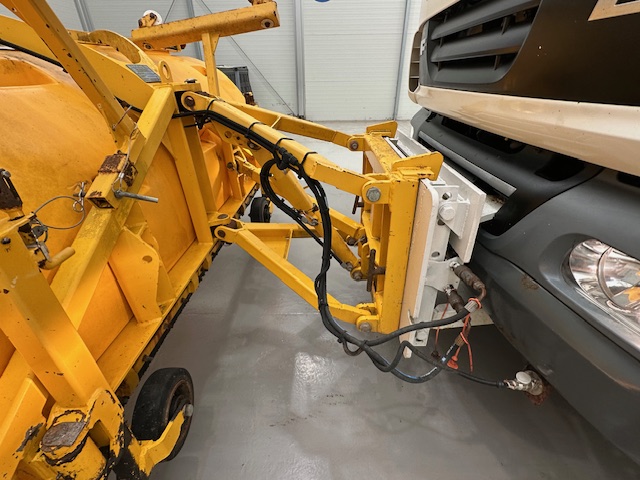 DAF LF55 250 4×2 Day Cab Gritter