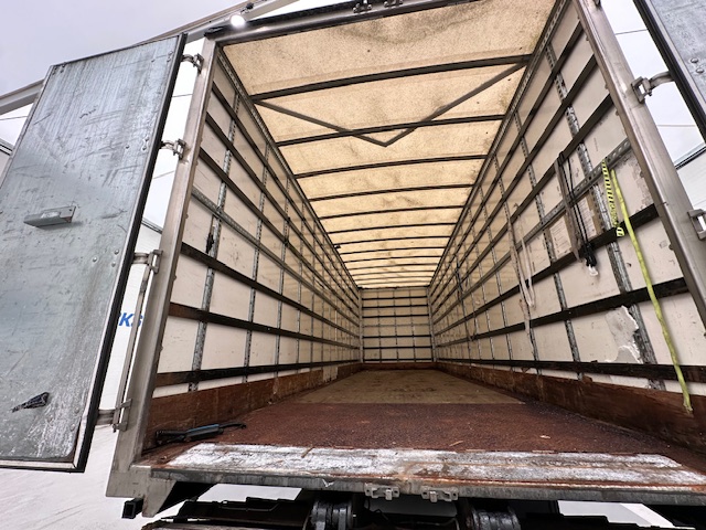 Scania P280 4×2 Sleeper Cab Box Van