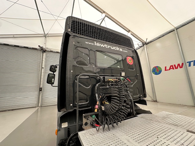 DAF LF 260 4×2 Rest Cab Tractor Unit