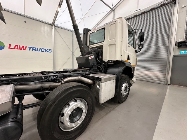 DAF CF 370 8×4 Day Cab Tipper