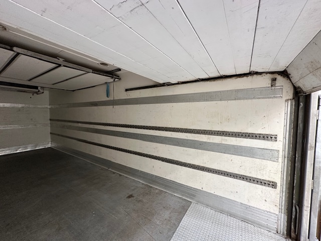 DAF CF65 220 Sleeper Cab Fridge Box