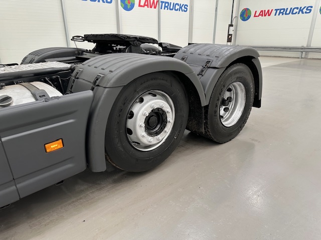 Scania R450 6×2 Midlift Highline Tractor Unit