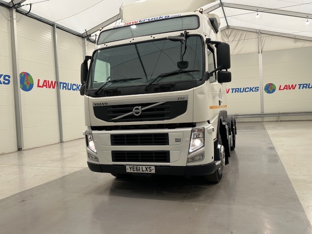 Volvo FM 450 6×2 Midlift Tractor Unit