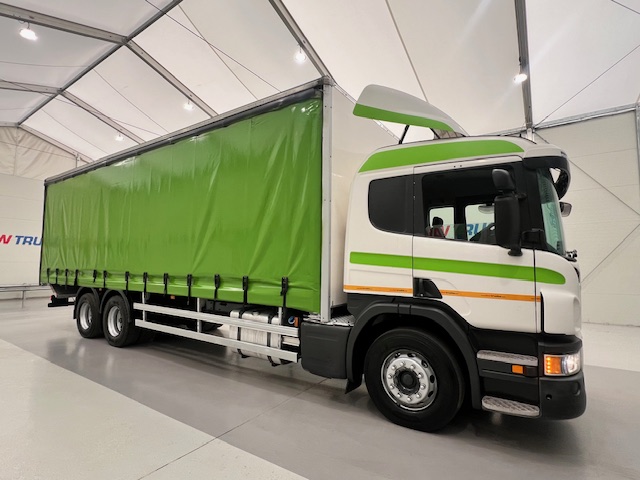 Scania P280 6×2 10 Tyre Rear Lift Curtainsider