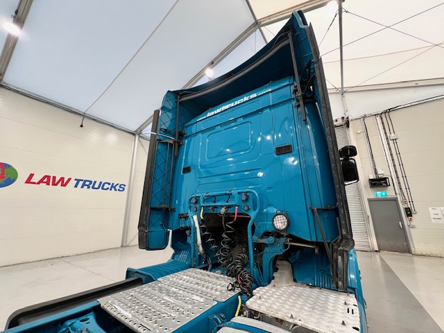 Scania R410 4×2 Sleeper Cab Tractor Unit