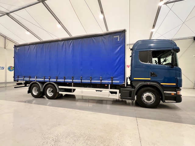 Scania G440 6×2 10 Tyre Sleeper Cab Curtainsider