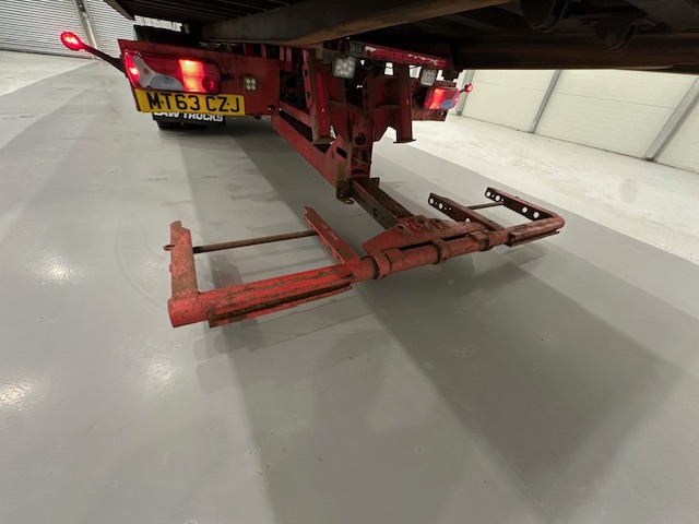 MAN TGL 12.220 Crew Cab Tilt and Slide