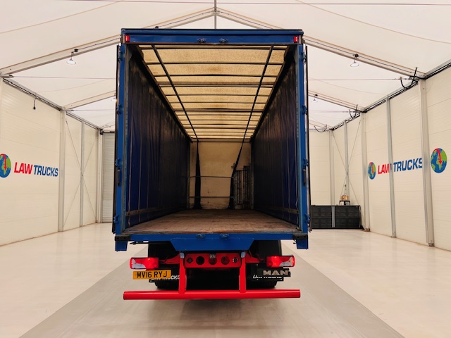 MAN TGS 26.340 6×2 Rear Steer Curtainsider