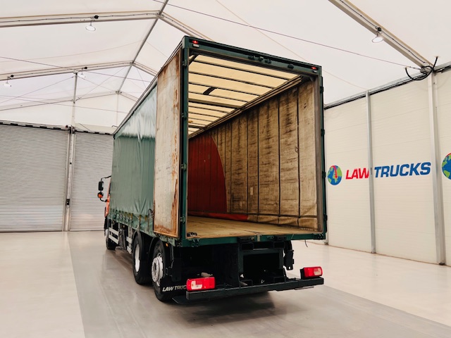 DAF CF75 310 6×2 Rear Lift Day Cab Curtainsider