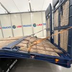 Volvo FM12 340 Rear Lift Sleeper Beavertail - thumbnail