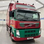 Volvo FM 450 6×2 Sleeper Cab Curtainsider - thumbnail