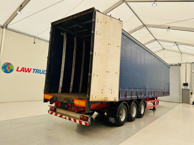 Montracon Tri Axle Curtainsider Trailer