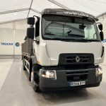 Renault C320 6×2 Day Cab Dropside with Crane - thumbnail