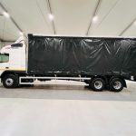 Volvo FM9 260 10 Tyre Sleeper Cab Curtainsider - thumbnail