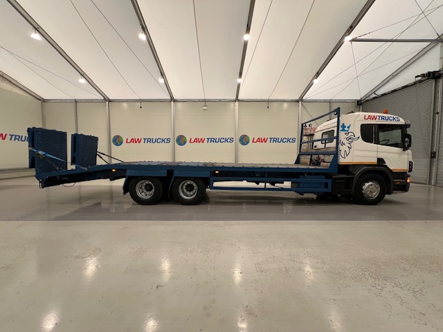 Scania 114 340 6×2 Sleeper Cab Beavertail