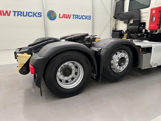 DAF CF 450 6×2 Space Cab Tractor Unit