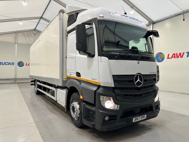 Mercedes Actros 1830 Sleeper Cab Box Van
