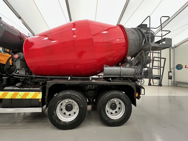 Hino 700 2813 6×4 Cement Mixer