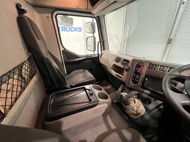Renault Midlum 190 Day Cab Box Van